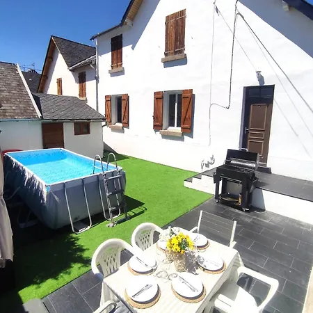 Casa Junto A Puigcerda Con Jardín, Wifi Y Chimenea Сasa de vacaciones Enveitg
