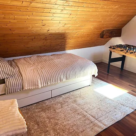 Hébergement de vacances Casa Junto A Puigcerda Con Jardin, Wifi Y Chimenea *