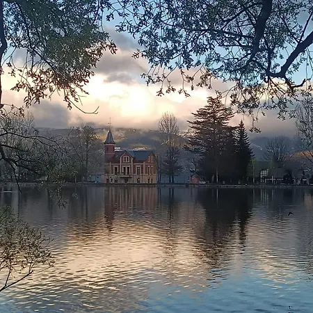 Casa Junto A Puigcerda Con Jardin, Wifi Y Chimenea Hébergement de vacances